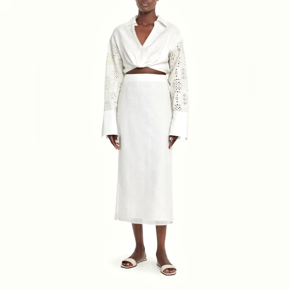 A.L.C. Sexy Ivory linen Mason front twist top w/eyelet sleeves. Size runs small! - Picture 2 of 16